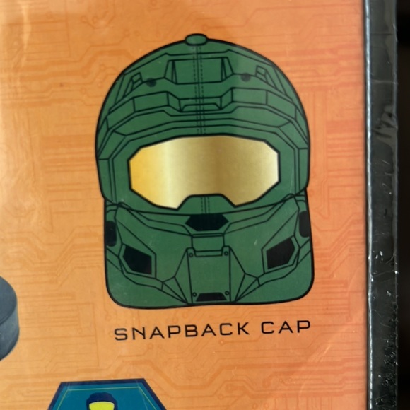 HALO INFINITE COLLECTORS BOX - Picture 8 of 12